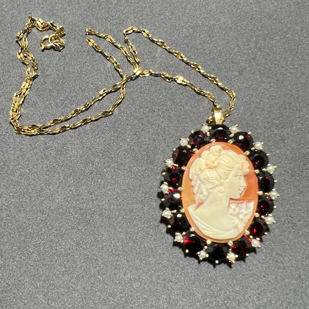 10k Bohemian Garnet & Seed Pearl Carved Shell Cameo Pendant Brooch Combo